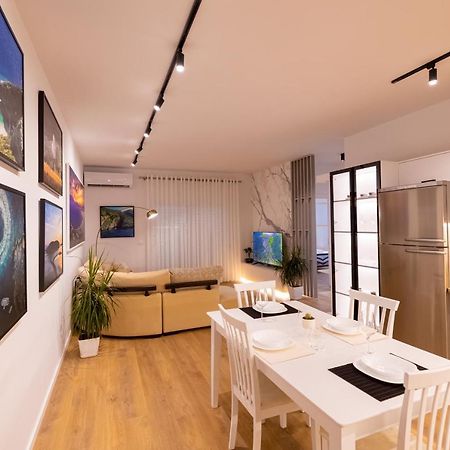 Victoria Lungomare Apartment Vlorë Extérieur photo