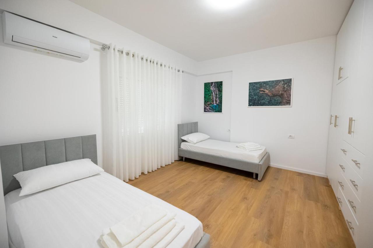 Victoria Lungomare Apartment Vlorë Extérieur photo
